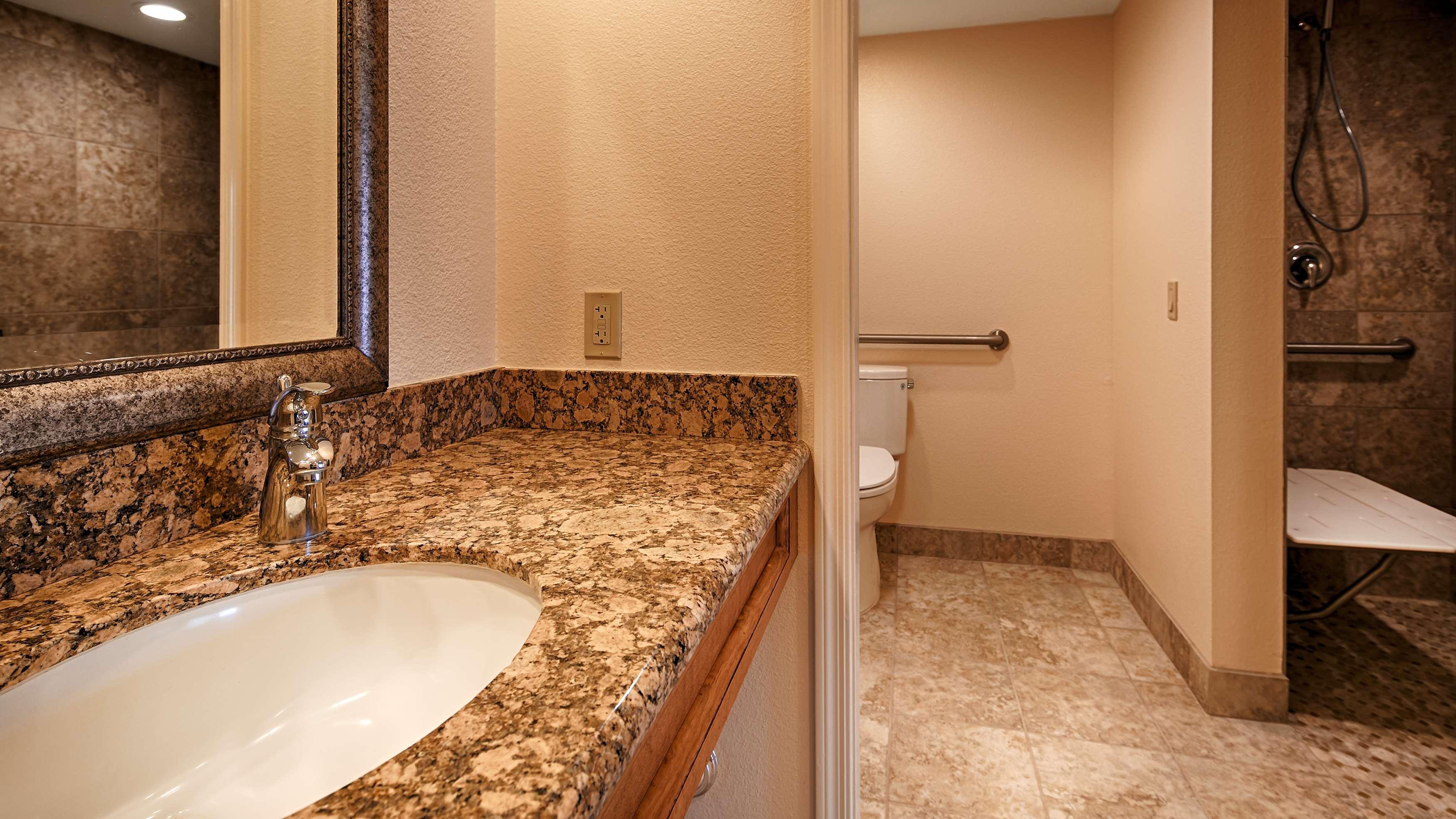 Best Western Plus A Wayfarer'S Inn & Suites Кингман Экстерьер фото