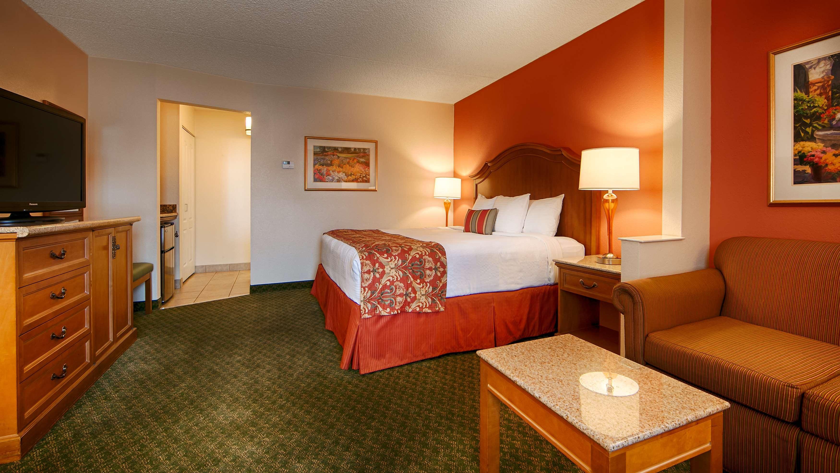 Best Western Plus A Wayfarer'S Inn & Suites Кингман Экстерьер фото