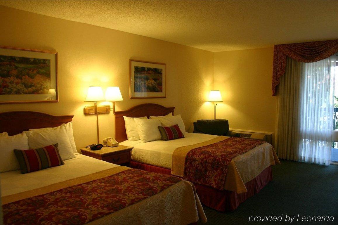 Best Western Plus A Wayfarer'S Inn & Suites Кингман Номер фото